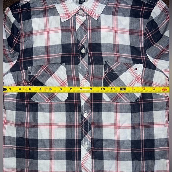 NWOT Tommy Hilfiger Women’s Plaid Button up Shirt - Picture 6 of 11